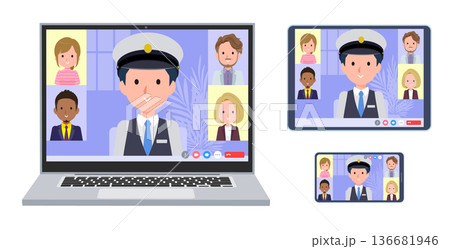 オンラインミーティングをしている運転手男性のセット 136681946