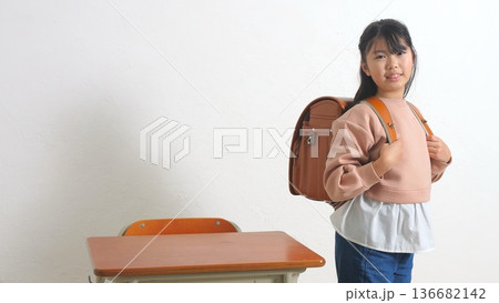 小学生イメージ 136682142