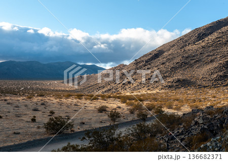 Pleasant Valley in Josua Tree national park Pleasant Valley in Josua Tree national park 136682371