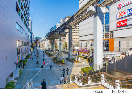 立川市の都市風景 サンサンロード駅から奥方向 立川駅北口 立川市の都市風景 サンサンロード駅から奥方向 立川駅北口 136684459
