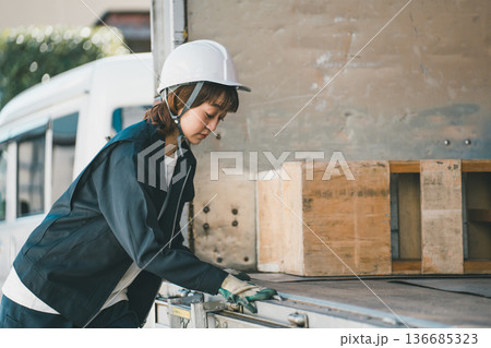 truck driver truck driver 136685323
