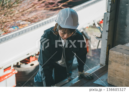 truck driver truck driver 136685327