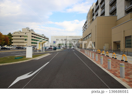 名市大附属東部医療センター 名市大附属東部医療センター 136686081