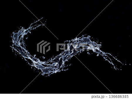 黒背景に飛び散る抽象的な青い水しぶきの3dイラスト 黒背景に飛び散る抽象的な青い水しぶきの3dイラスト 136686385