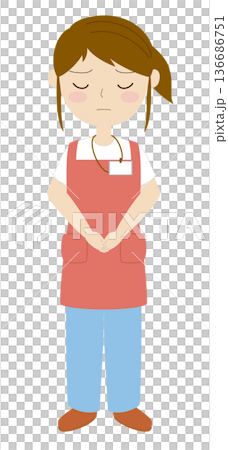 悲しんでいるエプロンをつけた女性 136686751