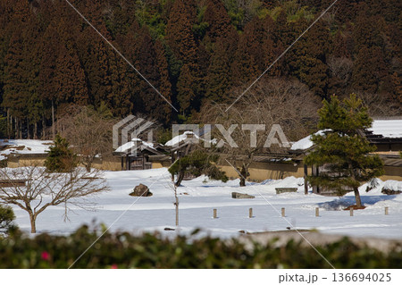 一乗谷朝倉氏遺跡も春近し 一乗谷朝倉氏遺跡も春近し 136694025