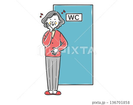 トイレですっきりしたシニア女性 全身 ベクター トイレですっきりしたシニア女性 全身 ベクター 136701858