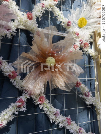 Creative and recycle handmade garden decoration Creative and recycle handmade garden decoration 136706007
