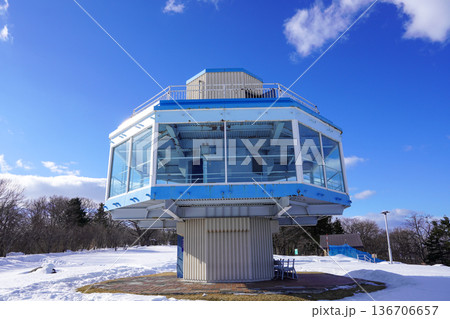 紋別公園の流氷展望台。 136706657