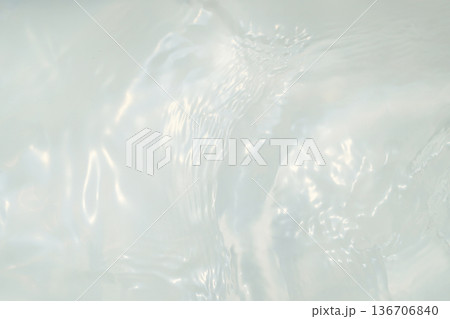 水・水面・波紋・キラキラ・テクスチャ・背景 136706840