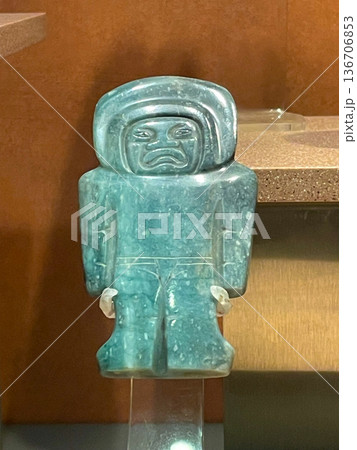 メキシコ国立人類学博物館の展示物 136706853