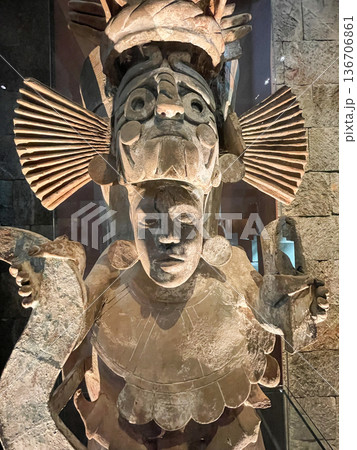 メキシコ国立人類学博物館の展示物 136706861