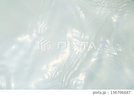 水・水面・波紋・キラキラ・テクスチャ・背景 136706887