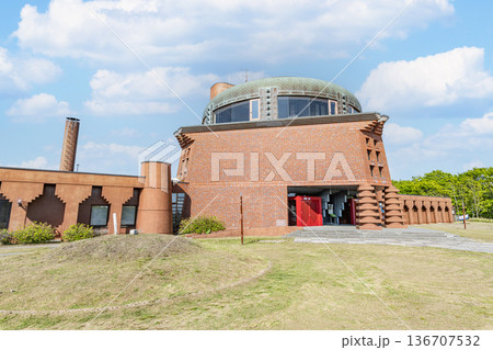 北海道釧路市　夏の北海道　釧路湿原について学べる施設　釧路湿原展望台 136707532