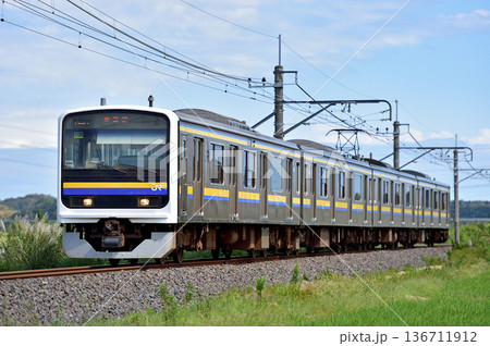 成田線 下総神崎-滑河 JR東日本 209系 C424編成(幕張) 成田線 下総神崎-滑河 JR東日本 209系 C424編成(幕張) 136711912
