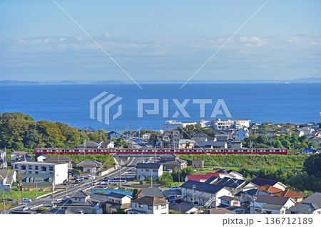 京急久里浜線　京急長沢－YRP野比　京急　1000形 136712189