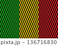 矢絣柄の文様 緑・黄色・赤の和柄模様 三色・三勢力の背景壁紙素材 136716830