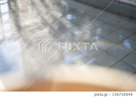 ポカポカ温泉のイメージ ハワイ温泉 ポカポカ温泉のイメージ ハワイ温泉 136716849