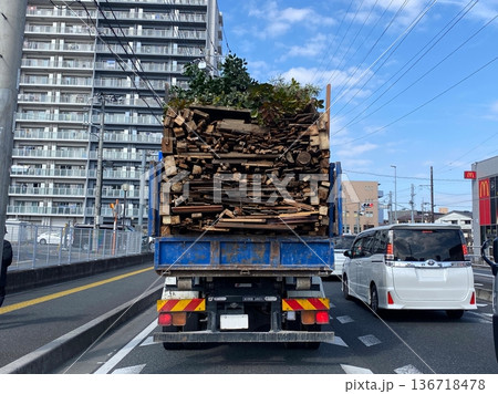 解体業者 トラック 解体業者 トラック 136718478