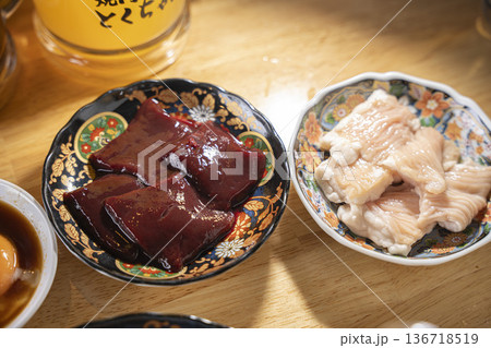美味しそうなお肉の写真 焼肉 136718519