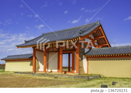 酒田　城輪柵跡　南門　山形県酒田市 136720231
