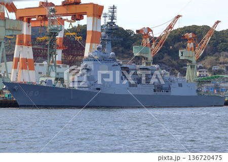 長崎造船所の護衛艦はぐろ(長崎県長崎市) 長崎造船所の護衛艦はぐろ(長崎県長崎市) 136720475