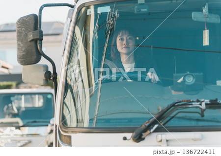 truck driver truck driver 136722411