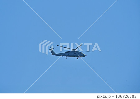 US Navy 浦賀水道 SH-60R Seahawk US Navy 浦賀水道 SH-60R Seahawk 136726585
