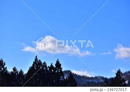 雲 136727017