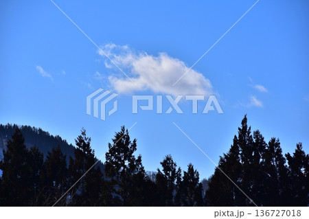 雲 雲 136727018