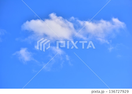 青空と雲 136727929