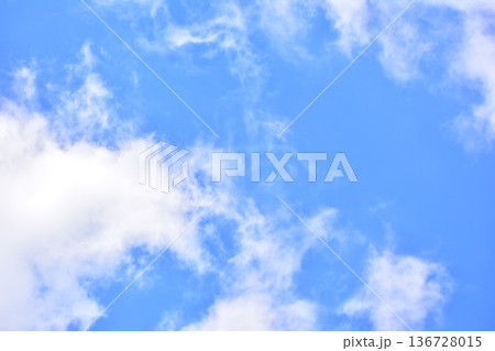 青空と雲 青空と雲 136728015