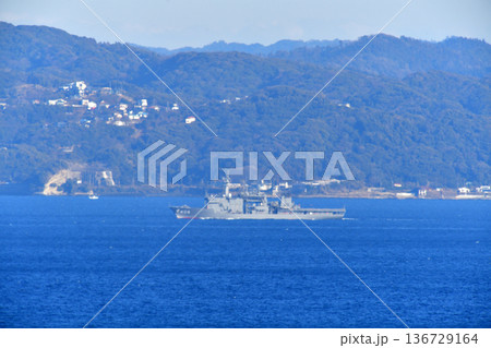 海上自衛隊 浦賀水道 ちよだ ASR-404 潜水艦救難艦 海上自衛隊 浦賀水道 ちよだ ASR-404 潜水艦救難艦 136729164