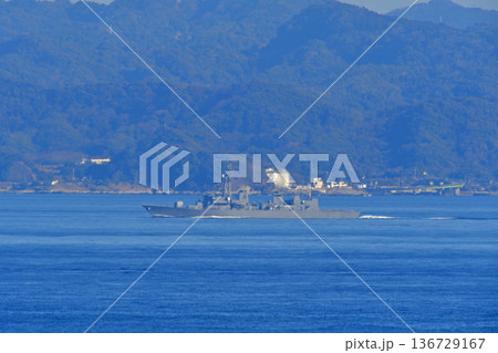 海上自衛隊　浦賀水道　ちよだ　ASR-404　潜水艦救難艦 136729167