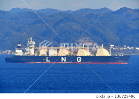National Gas Shipping 浦賀水道 MUBARAZ LPGタンカー National Gas Shipping 浦賀水道 MUBARAZ LPGタンカー 136729496