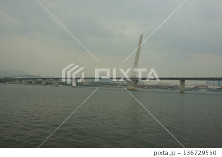 Han River bike path 136729550