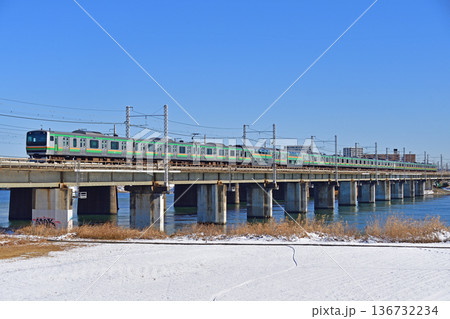 東海道本線　茅ヶ崎－平塚　JR東日本　E231系1000番台　K-18編成（国府津） 136732234