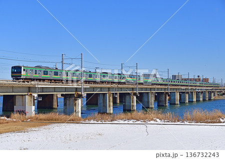 東海道本線　茅ヶ崎－平塚　JR東日本　E231系1000番台　U591編成（小山） 136732243