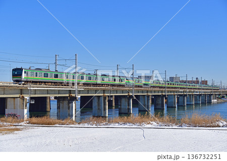 東海道本線 茅ヶ崎-平塚 JR東日本 E233系3000番台 東海道本線 茅ヶ崎-平塚 JR東日本 E233系3000番台 136732251