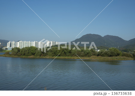 Han River bike path Han River bike path 136733638