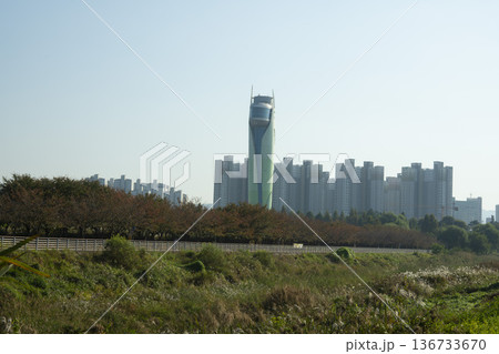 Han River bike path 136733670