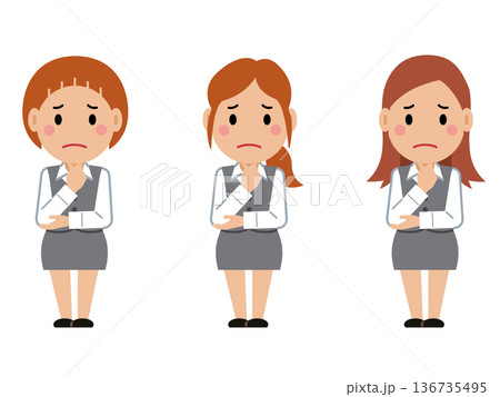 あごに手を当て悩み顔。グレー事務服の若い女性。その2 あごに手を当て悩み顔。グレー事務服の若い女性。その2 136735495