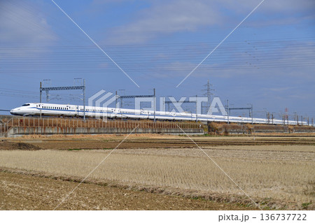 東海道新幹線　新横浜－小田原　JR東海　N700S系　J6編成（東京）　のぞみ　ひかり　こだま 136737722