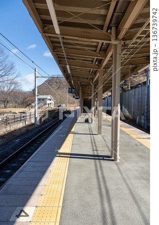 JR吾妻線　川原湯温泉駅 136739742