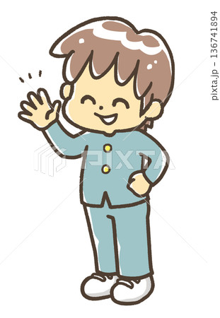 学ランを着ている学生　全身 136741894