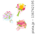 カラフルなブーケ　花のイラストセット 136742195