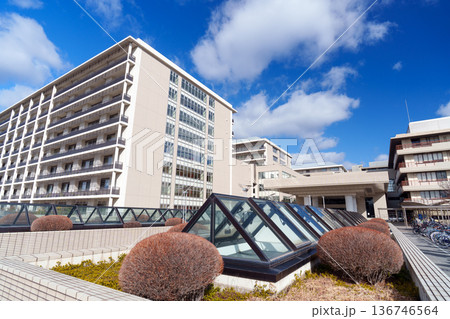 京都大学医学部附属病院 京都大学医学部附属病院 136746564