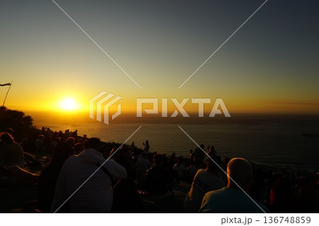 ケープタウンの夕日 ケープタウンの夕日 136748859