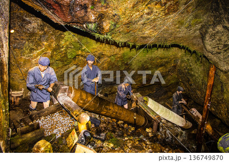 【新潟県_佐渡金山】江戸金山絵巻コース・宗太夫坑(そうだゆうこう） 136749870