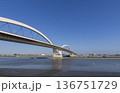 筑後川にかかる有明海岸道路の有明筑後川大橋 136751729